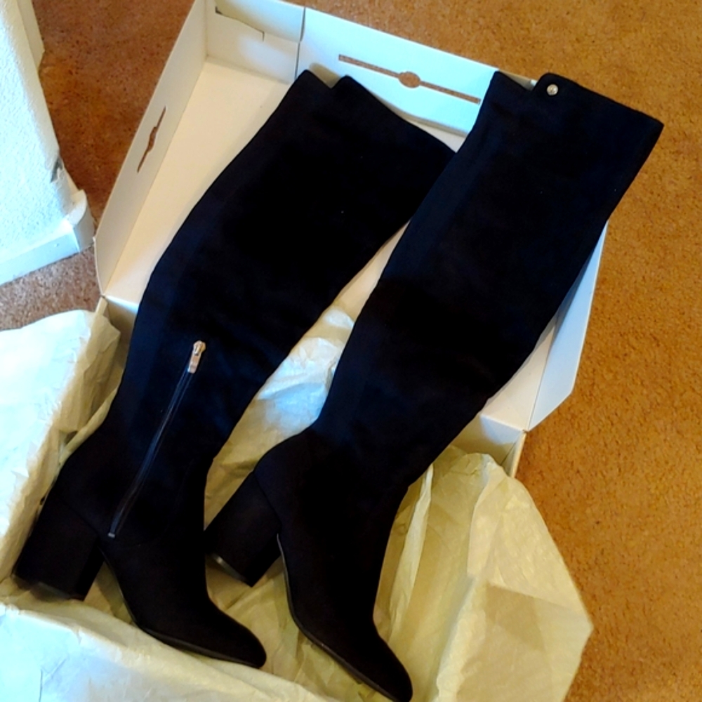 Marc Fisher suede boots